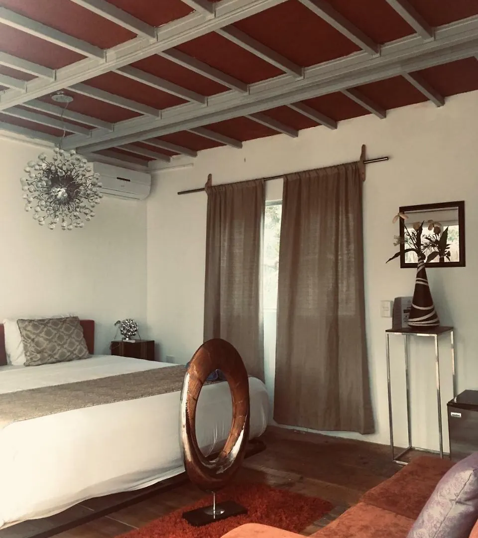Отель Itaka Glamping Cabanas & Loft Плая-дель-Кармен